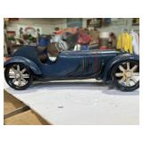 Tin model car 12-in