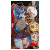 Collectible group of china and glassware