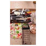 Flat of kitchenware, Thirty one cooler, jello