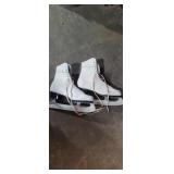 Sz8 American athletic ice skates