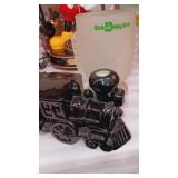 Walt Disney World mug 6" is polynesian village &