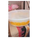 9" ovenware made in USA baking dish