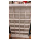 37x26" white display shelf
