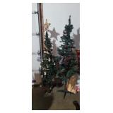 2 pre decorated Christmas trees 5.5ft
