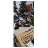 2 new desk lamps and 1 work light