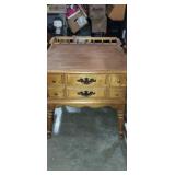 Peters revington Oak End table with 1 drawer