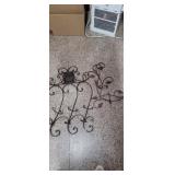 2 metal wine holders wall decoration