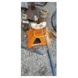 2 bottle hydraulic Jack