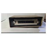 Knight am/fm radio has only 1 foot missing 3