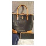 Very nice dooney and Bourke shelby shopper