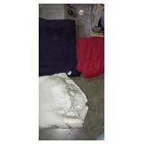 3 queen size blankets