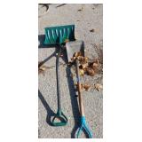 Snow shovel and shovel