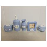 5pc Wedgwood Jasperware bathroom accessory set