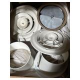 Ceiling ducts and round ceiling diffusers