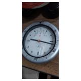 Helio clock thermometer