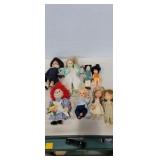 Holly hobbie, raggedy Ann, and other vintage