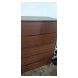 6 drawer upright dresser 32x19x48in