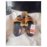 Brand New Nike Slides Size 7Color Brown And