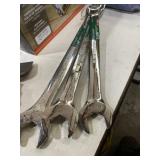 Set of three master force wrenches one and 1/16