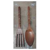 Wooden hanging tiki spoon and fork 28in