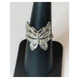 Silver butterfly ring marked 925  size 7 .070oz