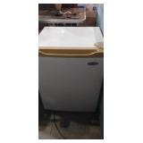 Haier 2.5- 3 cuft mini fridge