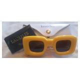 New laureles fashion sunglasses with case and