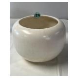 MCM McCoy Floraline 404 ball planter vase in