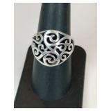 Silver ring art deco  marked 925 size 7 .5