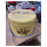 vintage yellow metal cake/pie carrier