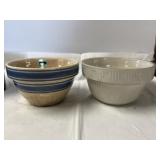 Unmarked vintage yellow ware or stoneware mixing
