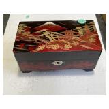 Toyo music jewelry box with key