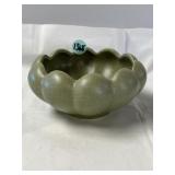 vintage McCoy Floraline fluted flower