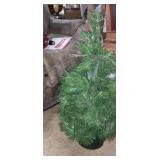 3ft lighted Christmas tree no power cord