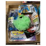 Flat of readers, Schlick xtreme razers, fixodent