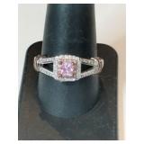 Silver pink/clear Stone ring marked 925 sz9.5
