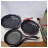 2 Bobby flay pans and 1 food network pan