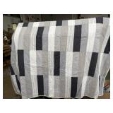 Nautica quilt comforter 84 x 84"