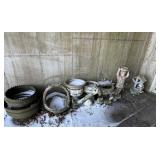 Lot of concrete lawn decor