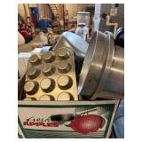 Vintage Aluminum Cookware & Bakeware Lot