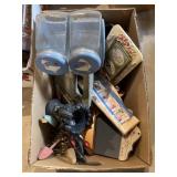 Assorted Country Kitchen & Home Dï¿½cor Lot ï¿½ Jars,