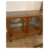 oak china display cabinet. 41ï¿½ x 15ï¿½ x 28ï¿½.