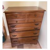 Wooden 4 Drawer DresserMeasures approx. 33 in