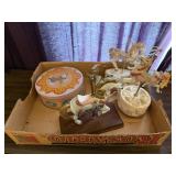 Mixed Carousel Horse Figures & Decorative Tin Box