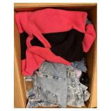 Box Lot of Vintage Womenï¿½s Clothing & Textiles