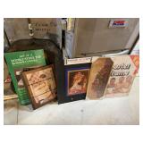 Assorted Decorative Wall Dï¿½cor Lot