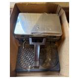 Vintage waffle maker