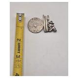 Silver Brooch marked Mexico 8 grams