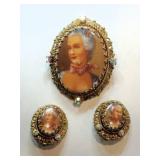 Goldtone  West Germany Victorian style brooch