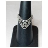 Silver design band ring.  Marked 925.    Size 6.